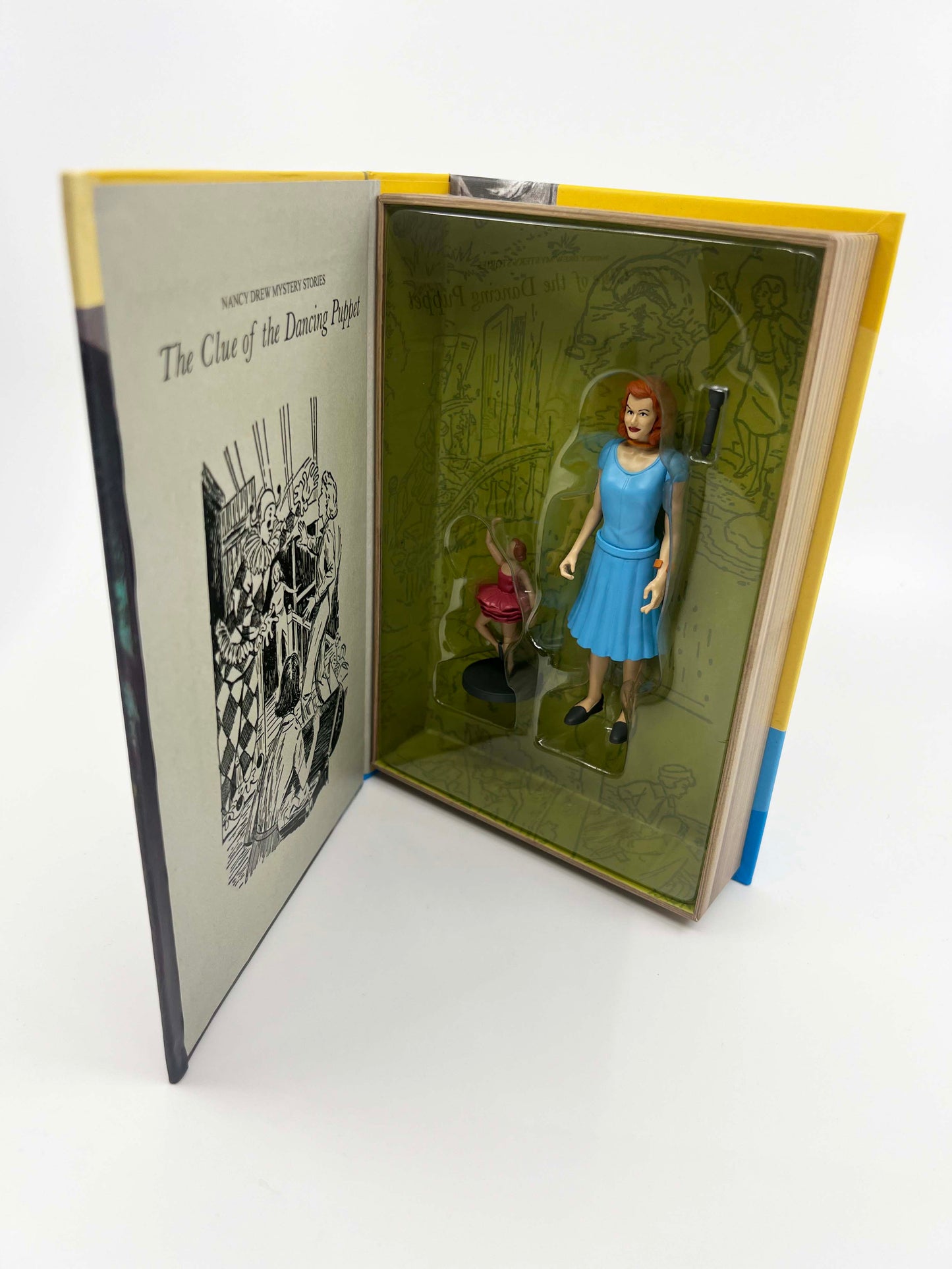 NANCY DREW - The Clue of the Dancing Puppet Book-Box Figure